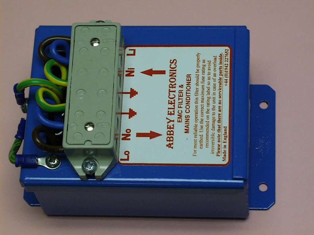 ZFM32H/300 HI-Q EMC AND MAINS CONDITIONING FILTER